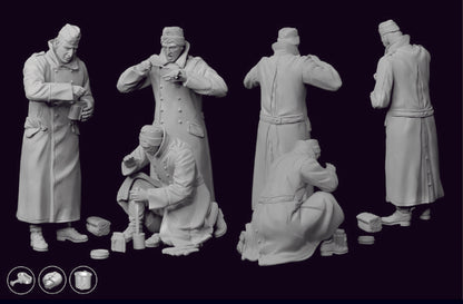 German Anti-Tank Crew “chow Time” (1:35)