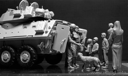 “Here is Snickers, help yourself, please…” (1:35)