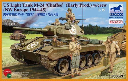 US Light Tank M-24 Chaffee Early w/Crew